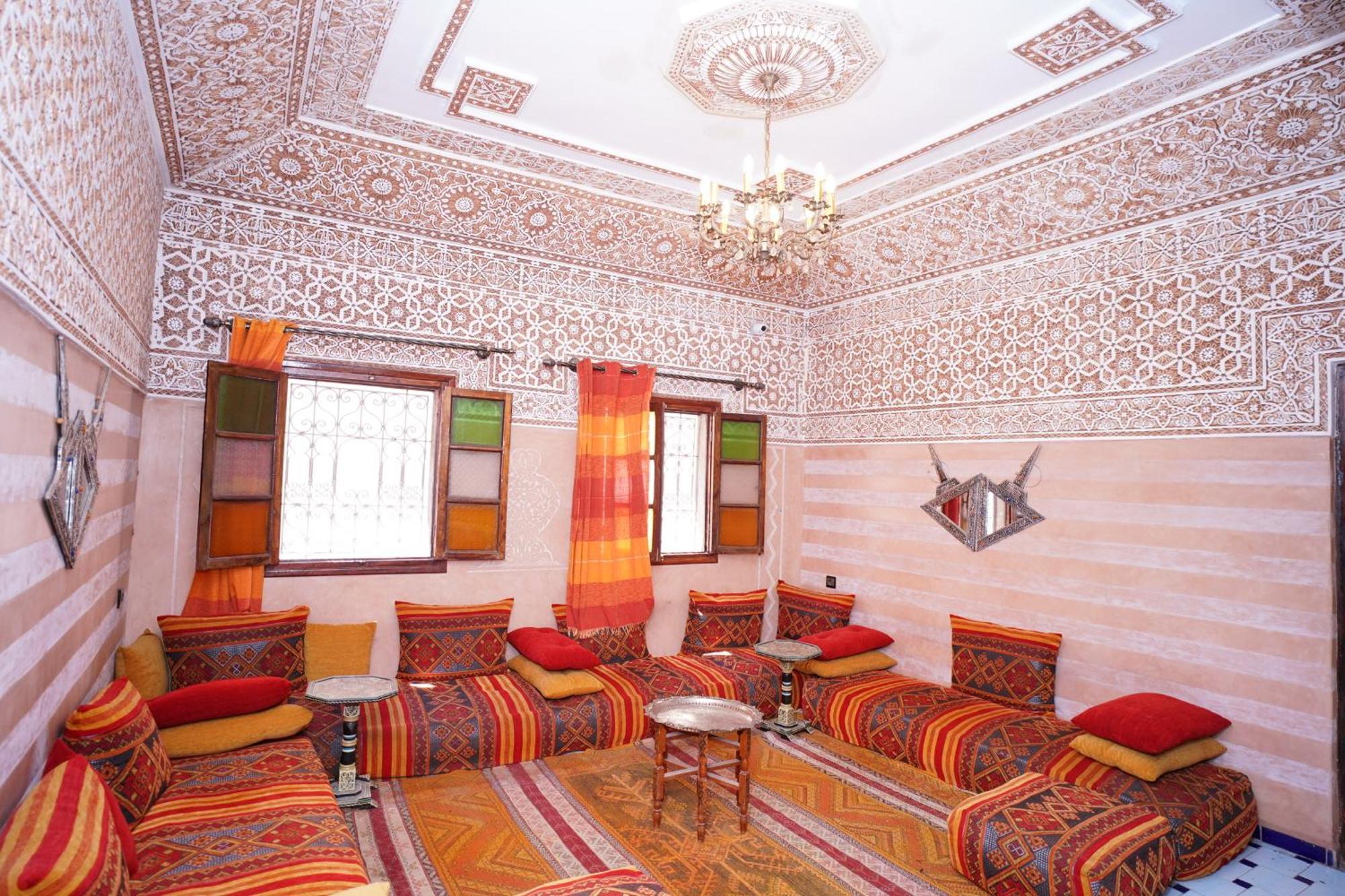 Hostel Essassi 23 Marrakesh Exteriör bild